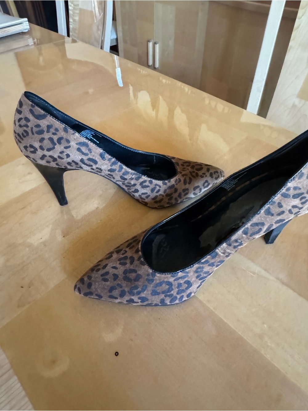 Dana Buchman Katerina Cheetah Print Pointed Toe Pumps
